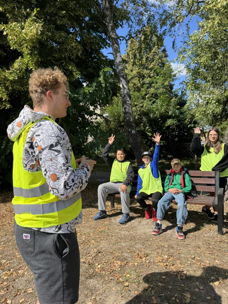 ffc9e23d 30f9 44cc bbc6 10c49ac93141