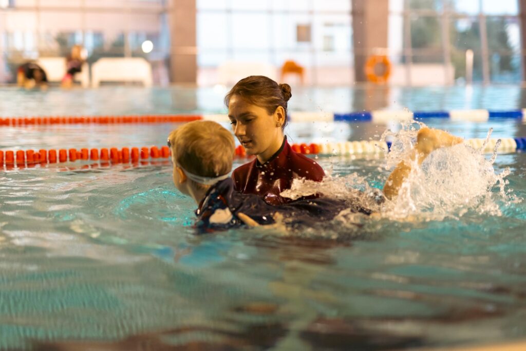 Nauka pływania Busko-Zdrój 396974622 276601232039521 5954413428421714698 n 1024x683 1
