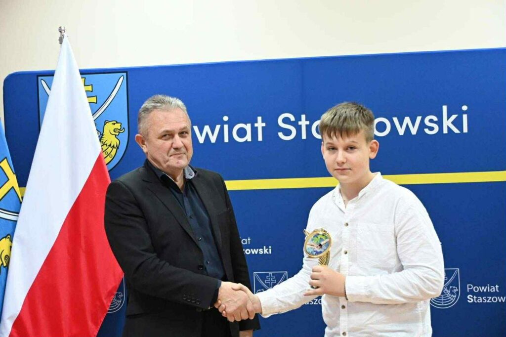 KRAKEN na V Nocnym Maratonie Pływackim w Staszowie! 577366701 797644753268497 7183361605860197915 n